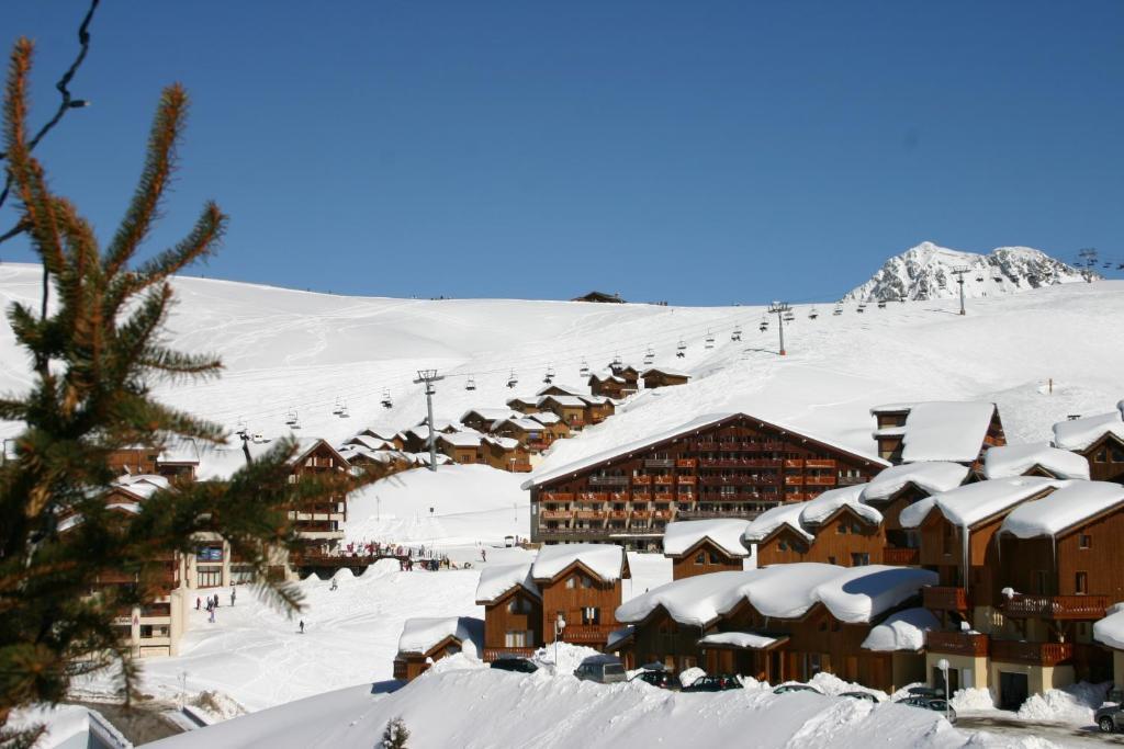 Madame Vacances Les Chalets Du Praz La Plagne Εξωτερικό φωτογραφία